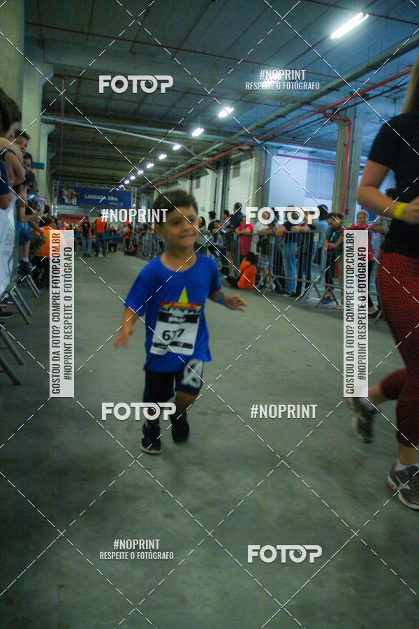 Buy your photos of the event1 Corrida Masha e o Urso no Tiet Plaza Shopping on Fotop