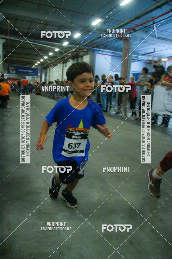 Buy your photos of the event1 Corrida Masha e o Urso no Tiet Plaza Shopping on Fotop