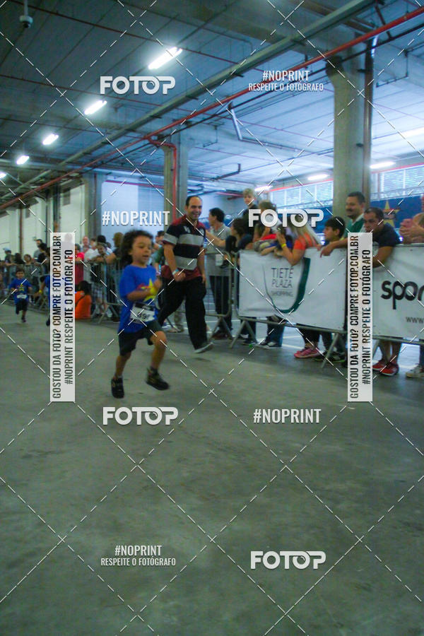 Buy your photos of the event1 Corrida Masha e o Urso no Tiet Plaza Shopping on Fotop