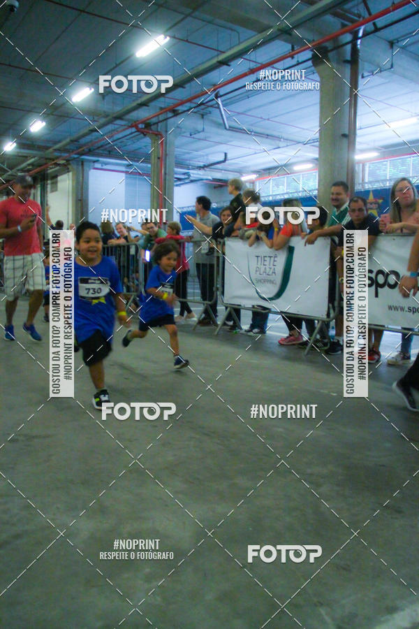 Buy your photos of the event1 Corrida Masha e o Urso no Tiet Plaza Shopping on Fotop