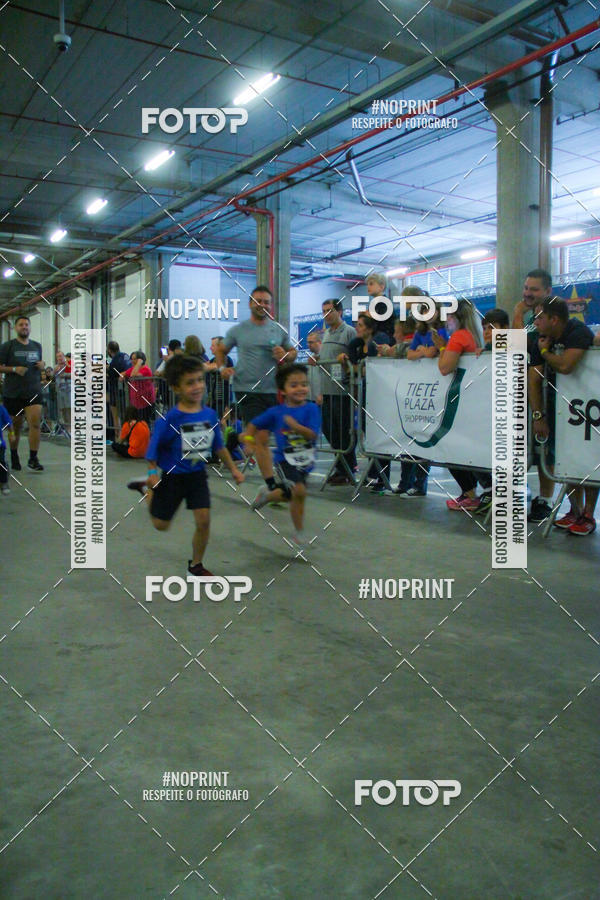 Buy your photos of the event1 Corrida Masha e o Urso no Tiet Plaza Shopping on Fotop