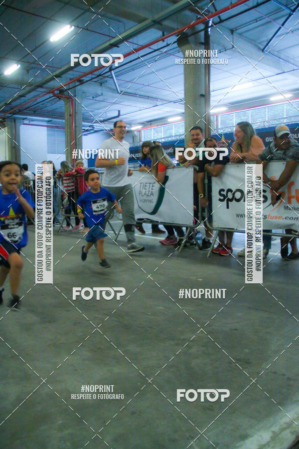 Buy your photos of the event1 Corrida Masha e o Urso no Tiet Plaza Shopping on Fotop