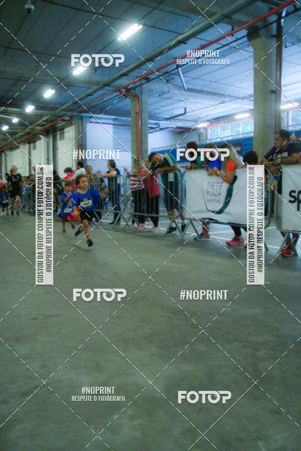 Buy your photos of the event1 Corrida Masha e o Urso no Tiet Plaza Shopping on Fotop