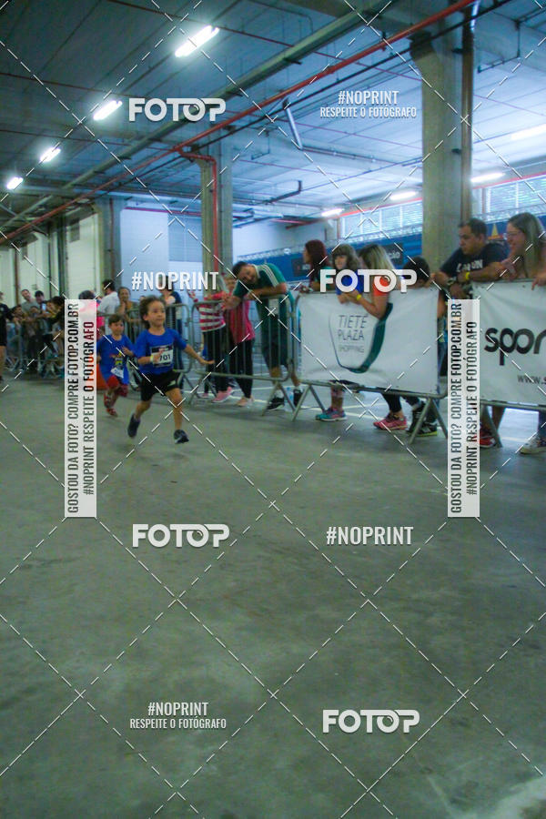 Buy your photos of the event1 Corrida Masha e o Urso no Tiet Plaza Shopping on Fotop