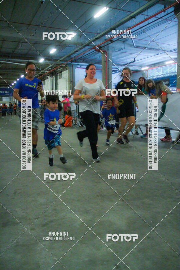 Buy your photos of the event1 Corrida Masha e o Urso no Tiet Plaza Shopping on Fotop