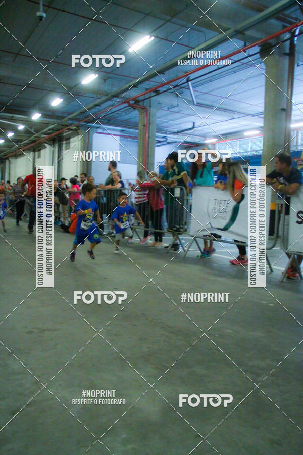 Buy your photos of the event1 Corrida Masha e o Urso no Tiet Plaza Shopping on Fotop