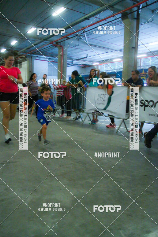 Buy your photos of the event1 Corrida Masha e o Urso no Tiet Plaza Shopping on Fotop