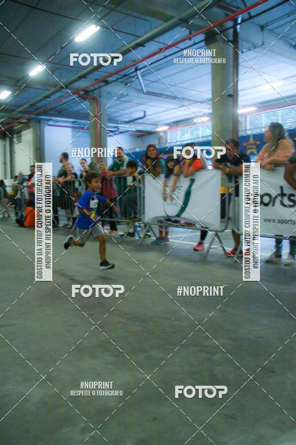 Buy your photos of the event1 Corrida Masha e o Urso no Tiet Plaza Shopping on Fotop