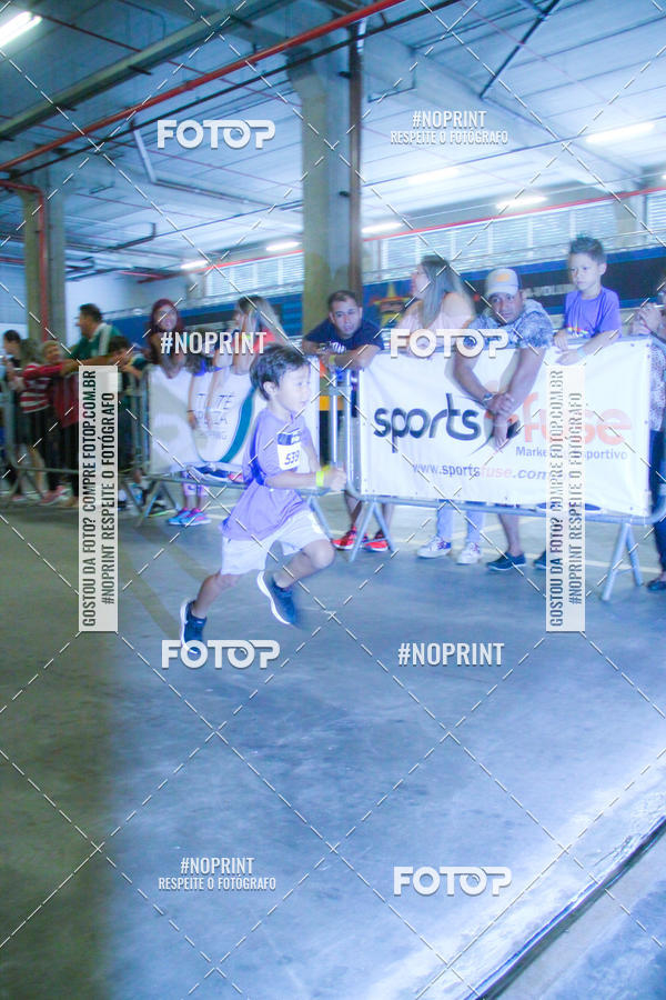 Buy your photos of the event1 Corrida Masha e o Urso no Tiet Plaza Shopping on Fotop