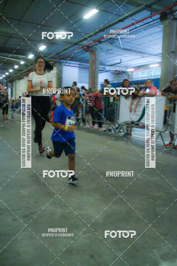 Buy your photos of the event1 Corrida Masha e o Urso no Tiet Plaza Shopping on Fotop
