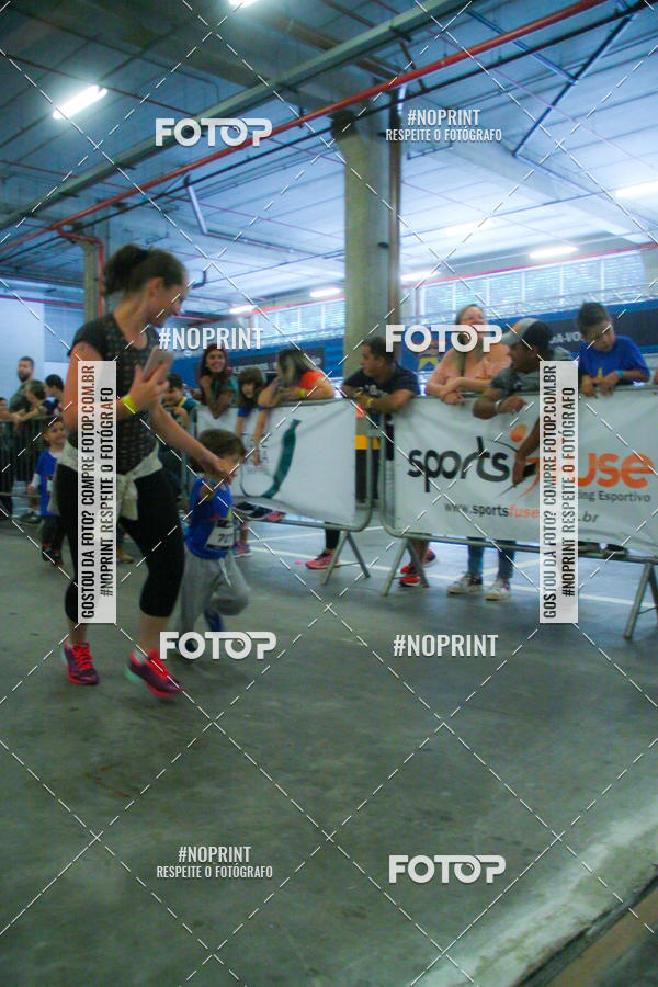 Buy your photos of the event1 Corrida Masha e o Urso no Tiet Plaza Shopping on Fotop
