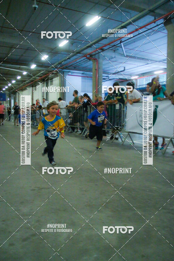 Buy your photos of the event1 Corrida Masha e o Urso no Tiet Plaza Shopping on Fotop