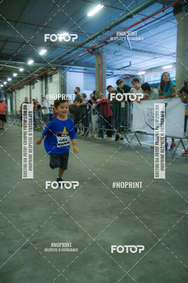 Buy your photos of the event1 Corrida Masha e o Urso no Tiet Plaza Shopping on Fotop