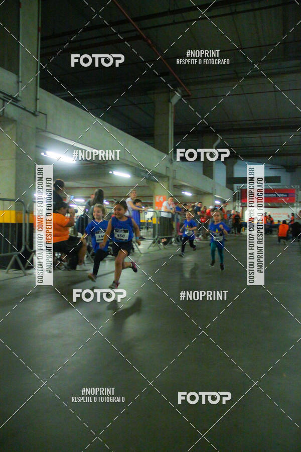 Buy your photos of the event1 Corrida Masha e o Urso no Tiet Plaza Shopping on Fotop