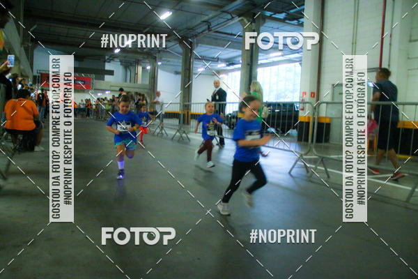 Buy your photos of the event1 Corrida Masha e o Urso no Tiet Plaza Shopping on Fotop
