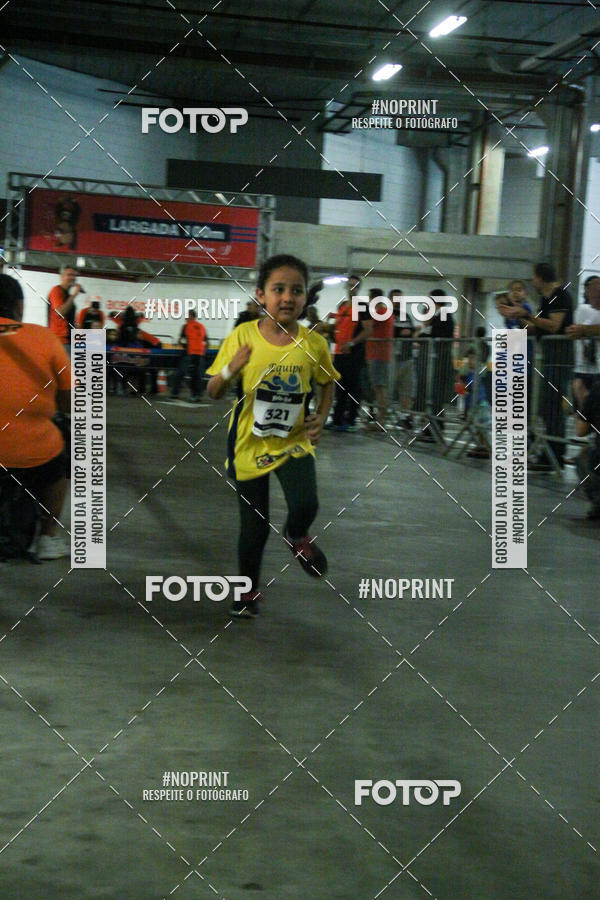Buy your photos of the event1 Corrida Masha e o Urso no Tiet Plaza Shopping on Fotop