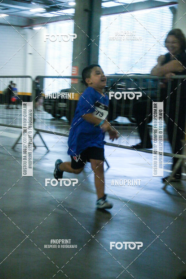 Buy your photos of the event1 Corrida Masha e o Urso no Tiet Plaza Shopping on Fotop
