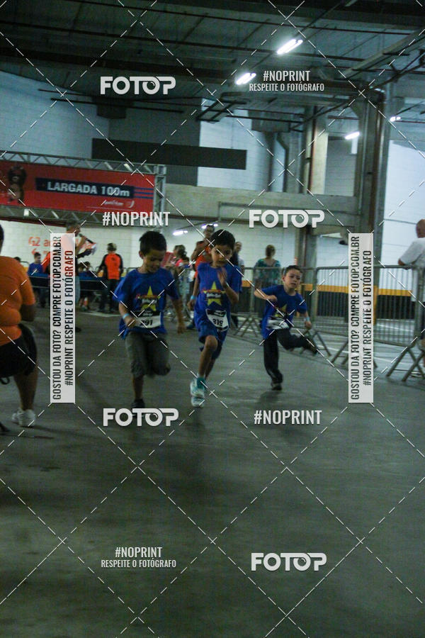Buy your photos of the event1 Corrida Masha e o Urso no Tiet Plaza Shopping on Fotop