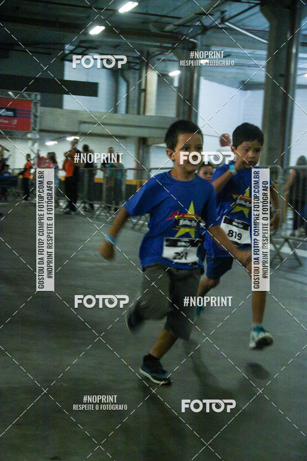 Buy your photos of the event1 Corrida Masha e o Urso no Tiet Plaza Shopping on Fotop