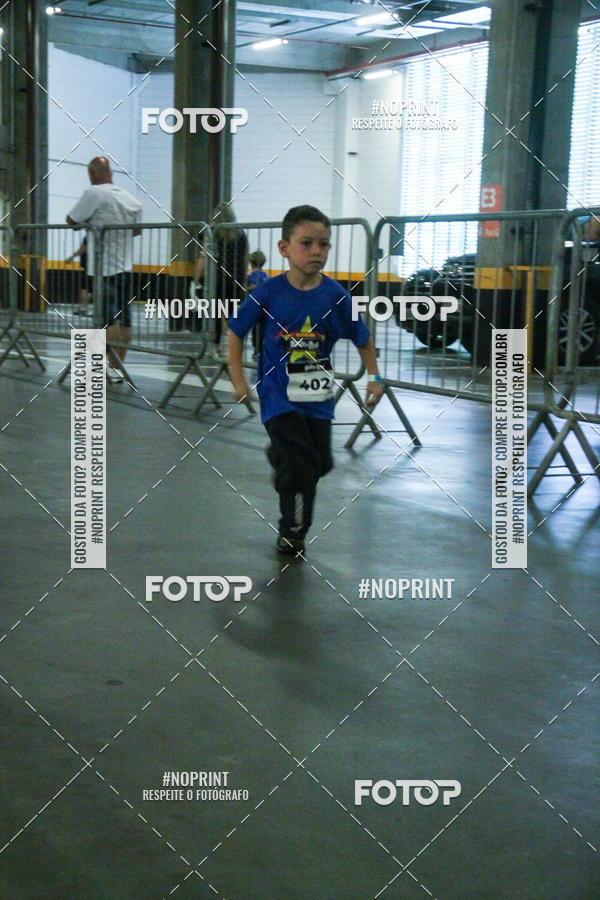 Buy your photos of the event1 Corrida Masha e o Urso no Tiet Plaza Shopping on Fotop