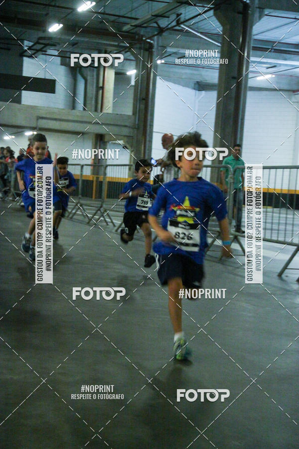 Buy your photos of the event1 Corrida Masha e o Urso no Tiet Plaza Shopping on Fotop