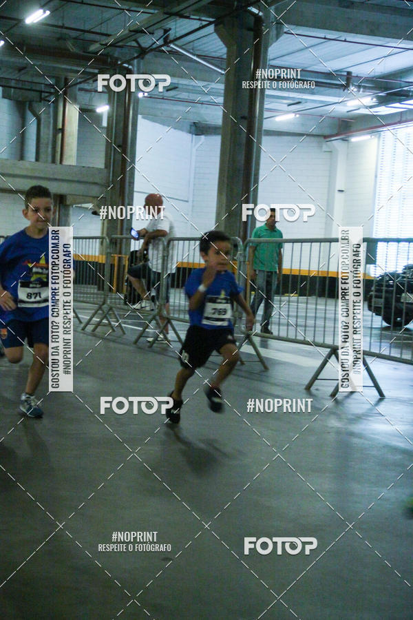 Buy your photos of the event1 Corrida Masha e o Urso no Tiet Plaza Shopping on Fotop