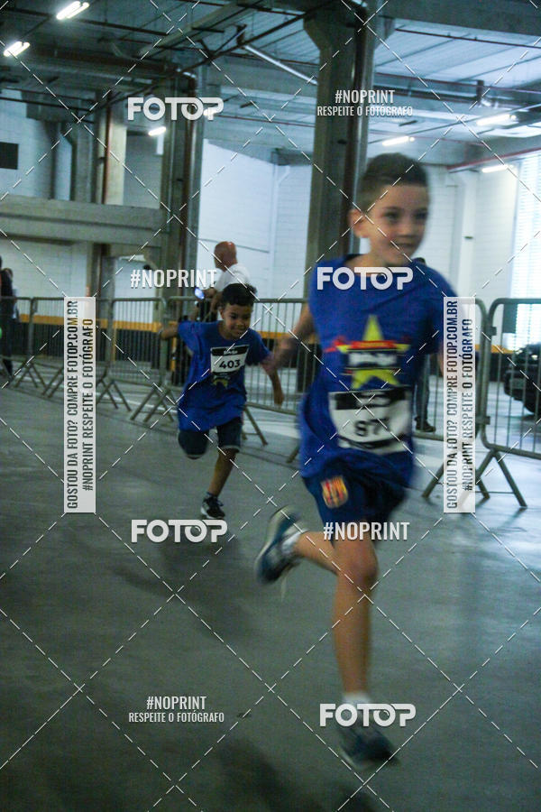 Buy your photos of the event1 Corrida Masha e o Urso no Tiet Plaza Shopping on Fotop