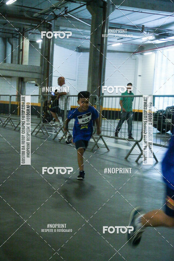Buy your photos of the event1 Corrida Masha e o Urso no Tiet Plaza Shopping on Fotop