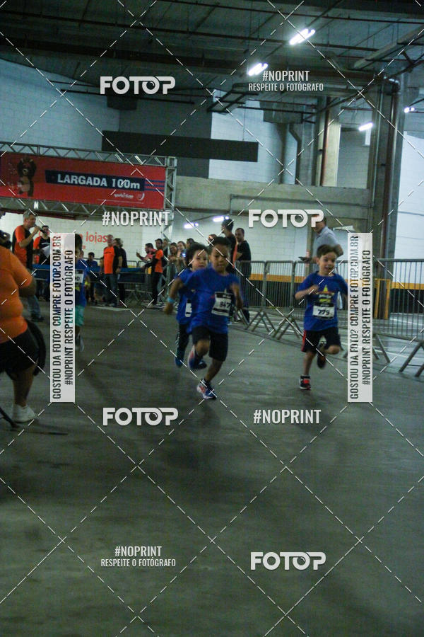 Buy your photos of the event1 Corrida Masha e o Urso no Tiet Plaza Shopping on Fotop