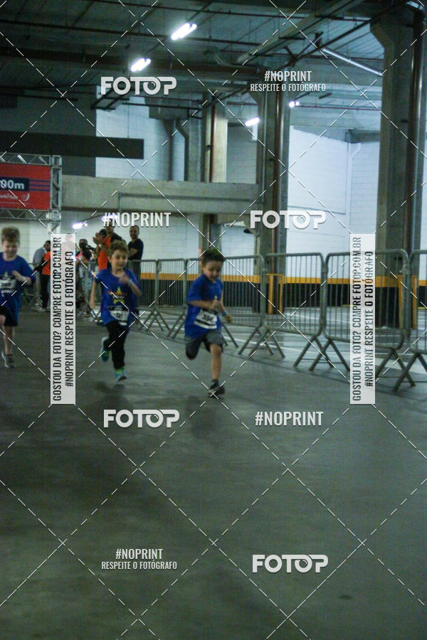 Buy your photos of the event1 Corrida Masha e o Urso no Tiet Plaza Shopping on Fotop