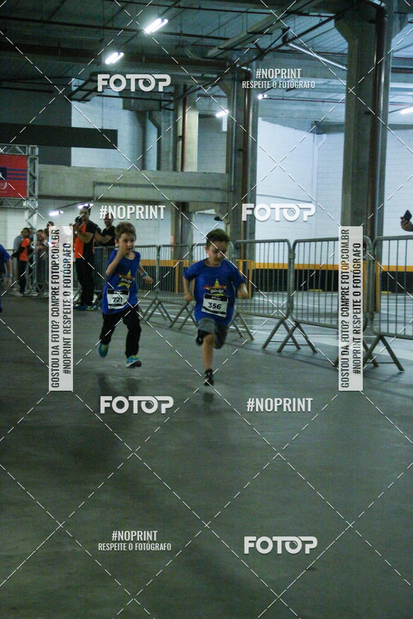 Buy your photos of the event1 Corrida Masha e o Urso no Tiet Plaza Shopping on Fotop