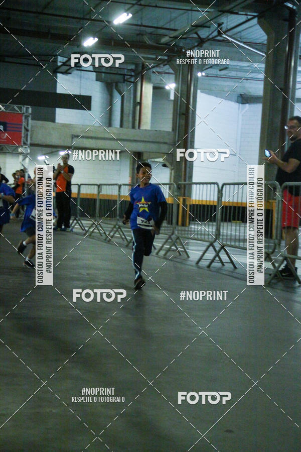 Buy your photos of the event1 Corrida Masha e o Urso no Tiet Plaza Shopping on Fotop