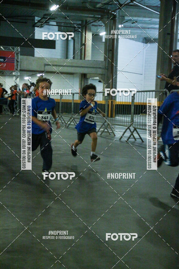 Buy your photos of the event1 Corrida Masha e o Urso no Tiet Plaza Shopping on Fotop