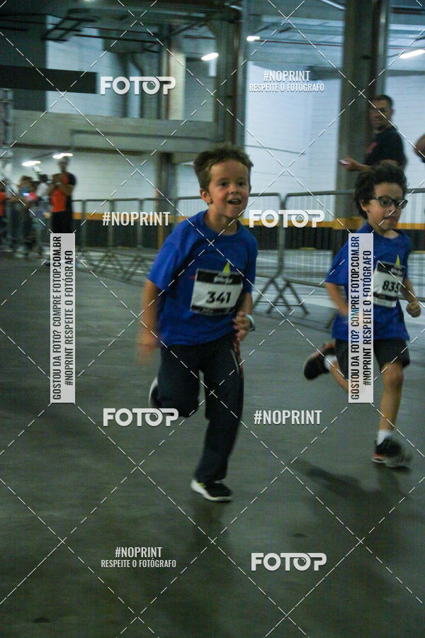 Buy your photos of the event1 Corrida Masha e o Urso no Tiet Plaza Shopping on Fotop