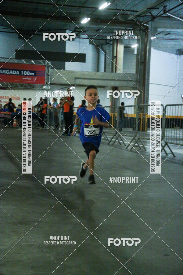 Buy your photos of the event1 Corrida Masha e o Urso no Tiet Plaza Shopping on Fotop