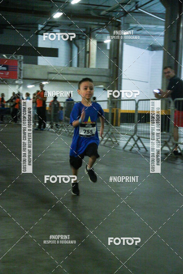 Buy your photos of the event1 Corrida Masha e o Urso no Tiet Plaza Shopping on Fotop