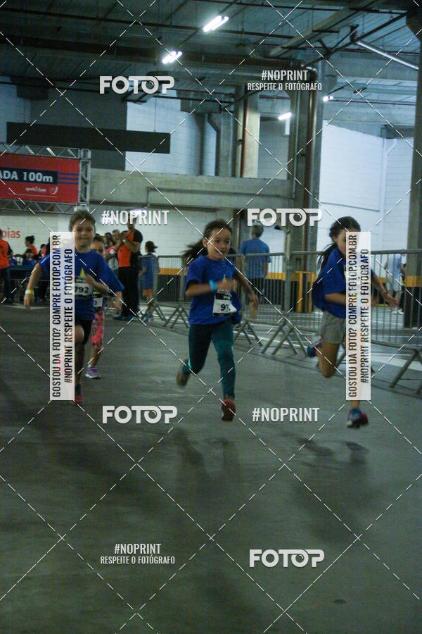 Buy your photos of the event1 Corrida Masha e o Urso no Tiet Plaza Shopping on Fotop