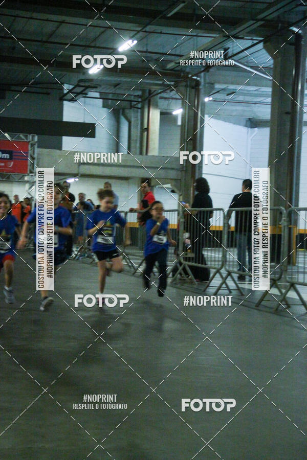 Buy your photos of the event1 Corrida Masha e o Urso no Tiet Plaza Shopping on Fotop