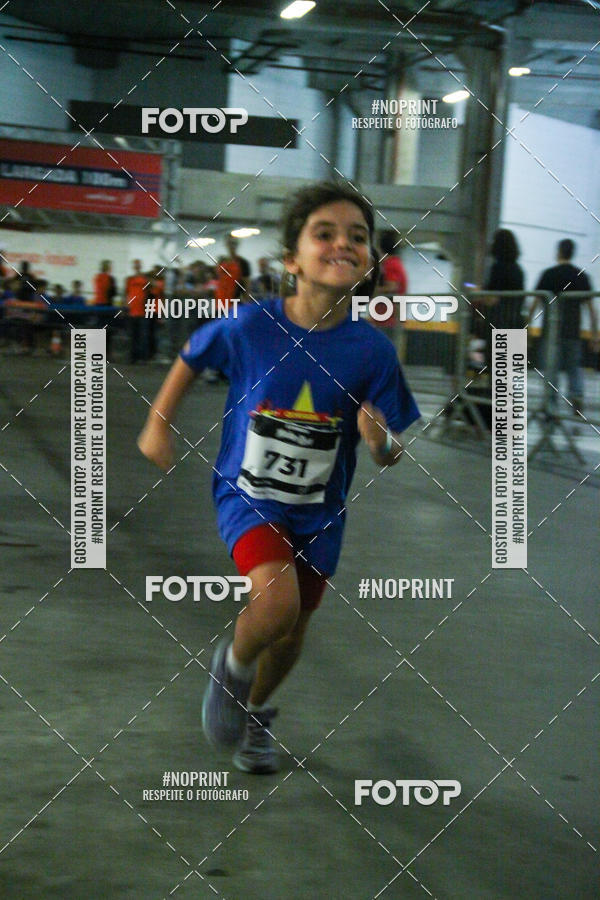 Buy your photos of the event1 Corrida Masha e o Urso no Tiet Plaza Shopping on Fotop