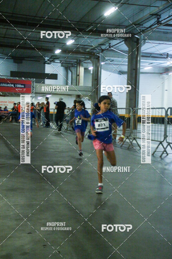 Buy your photos of the event1 Corrida Masha e o Urso no Tiet Plaza Shopping on Fotop