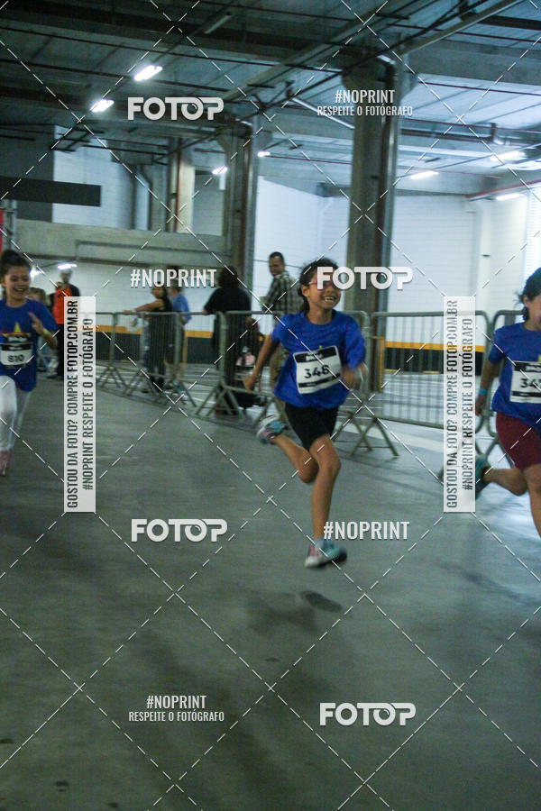 Buy your photos of the event1 Corrida Masha e o Urso no Tiet Plaza Shopping on Fotop