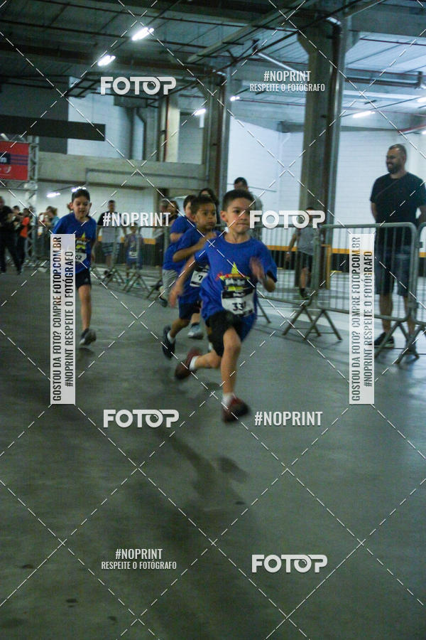 Buy your photos of the event1 Corrida Masha e o Urso no Tiet Plaza Shopping on Fotop