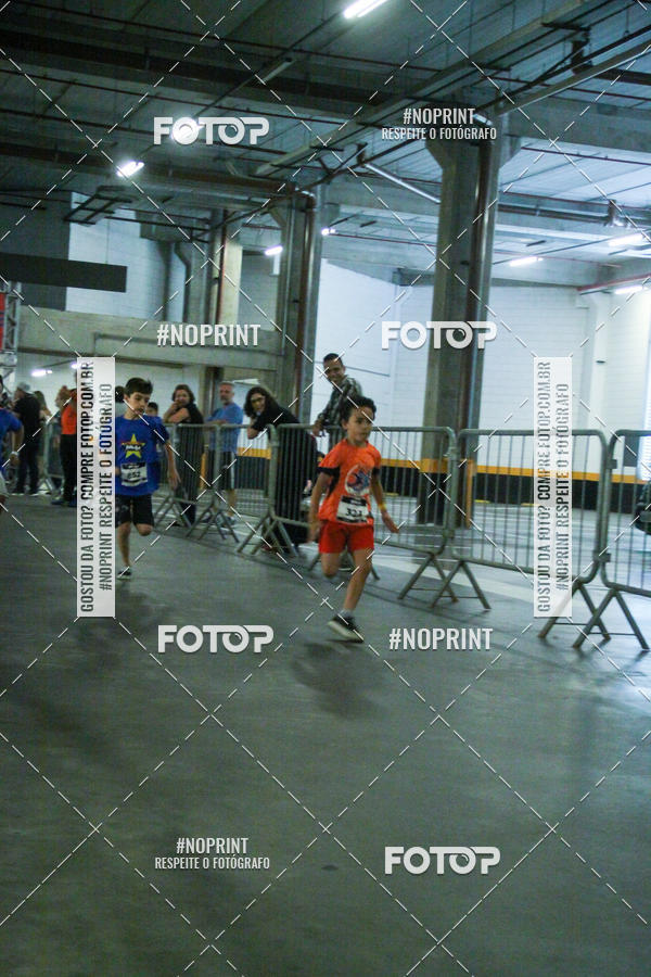 Buy your photos of the event1 Corrida Masha e o Urso no Tiet Plaza Shopping on Fotop
