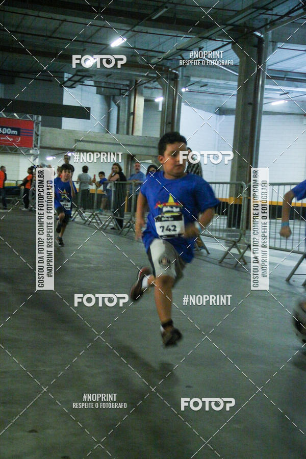 Buy your photos of the event1 Corrida Masha e o Urso no Tiet Plaza Shopping on Fotop
