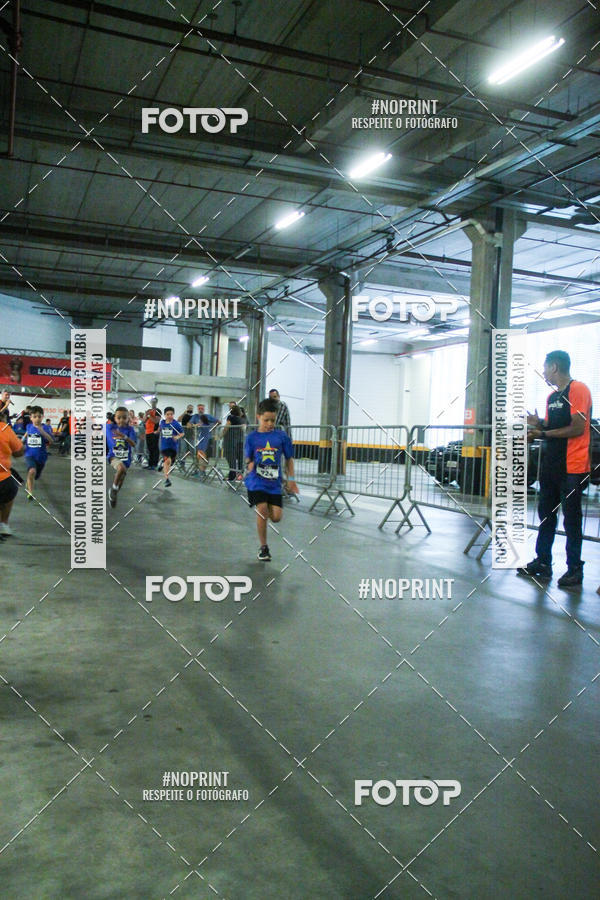 Buy your photos of the event1 Corrida Masha e o Urso no Tiet Plaza Shopping on Fotop
