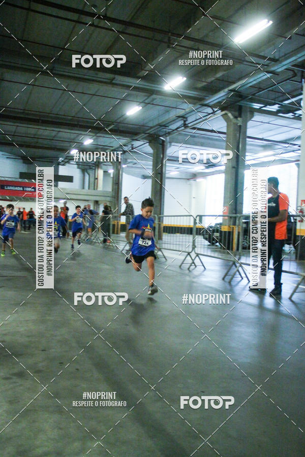 Buy your photos of the event1 Corrida Masha e o Urso no Tiet Plaza Shopping on Fotop