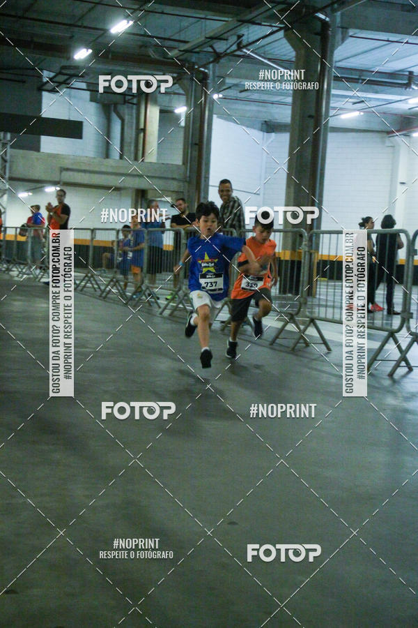 Buy your photos of the event1 Corrida Masha e o Urso no Tiet Plaza Shopping on Fotop