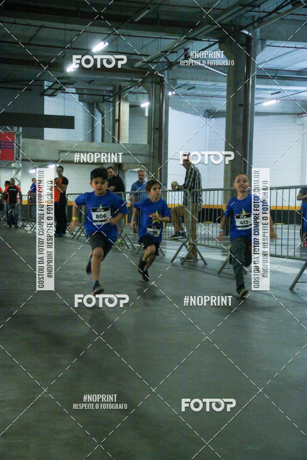 Buy your photos of the event1 Corrida Masha e o Urso no Tiet Plaza Shopping on Fotop