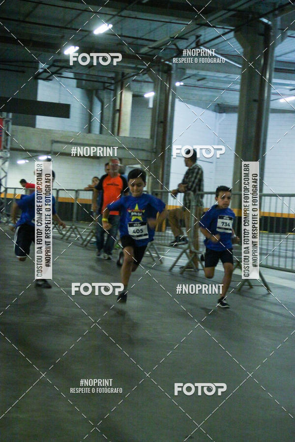 Buy your photos of the event1 Corrida Masha e o Urso no Tiet Plaza Shopping on Fotop
