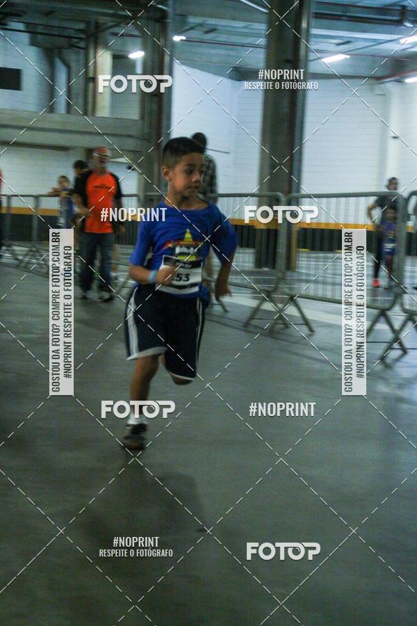Buy your photos of the event1 Corrida Masha e o Urso no Tiet Plaza Shopping on Fotop